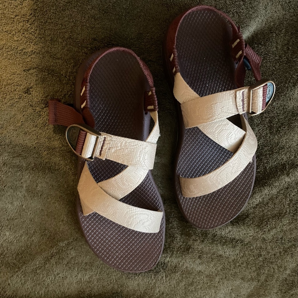 Women’s ‘Mega Z Cloud’ Chaco Sandals size 10.